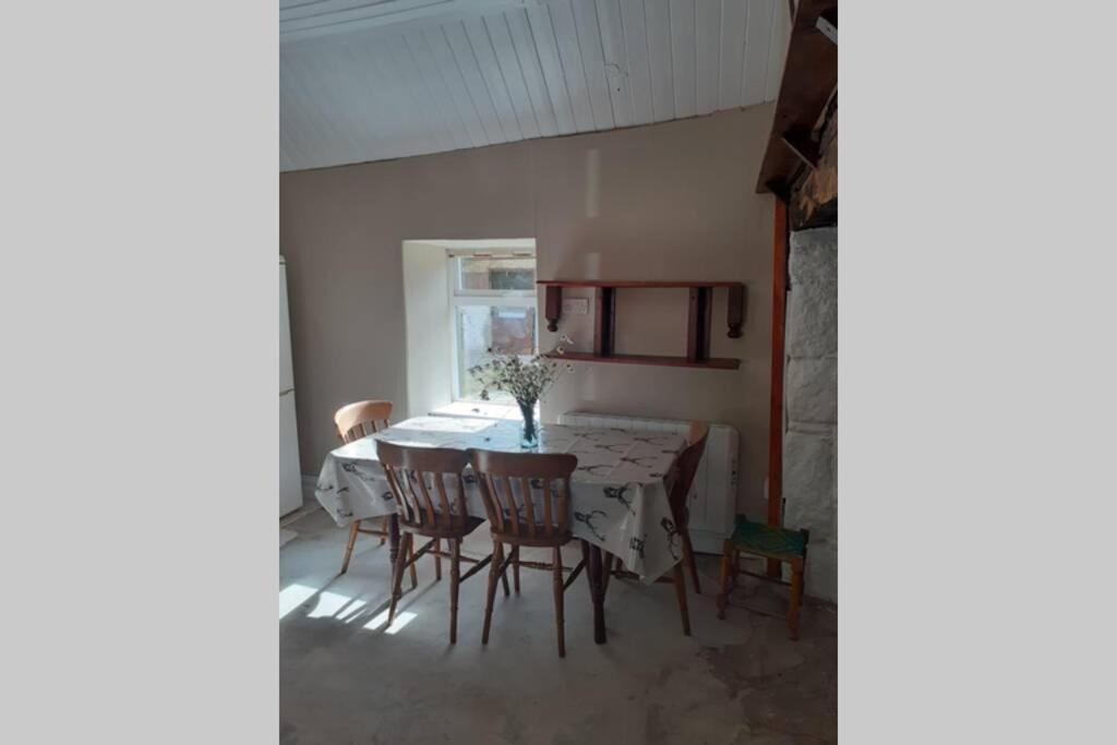 Corderry Farmhouse, Idyllic Cottage Amid 250 Acres Lisvernane ภายนอก รูปภาพ