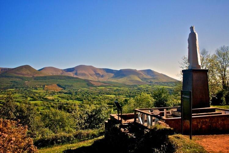 Corderry Farmhouse, Idyllic Cottage Amid 250 Acres Lisvernane ภายนอก รูปภาพ